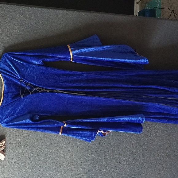 Women's Blue Medieval Dress - Picture 2 of 3